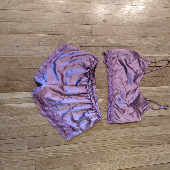 SheIn Set 💕 - Picture 2 of 8